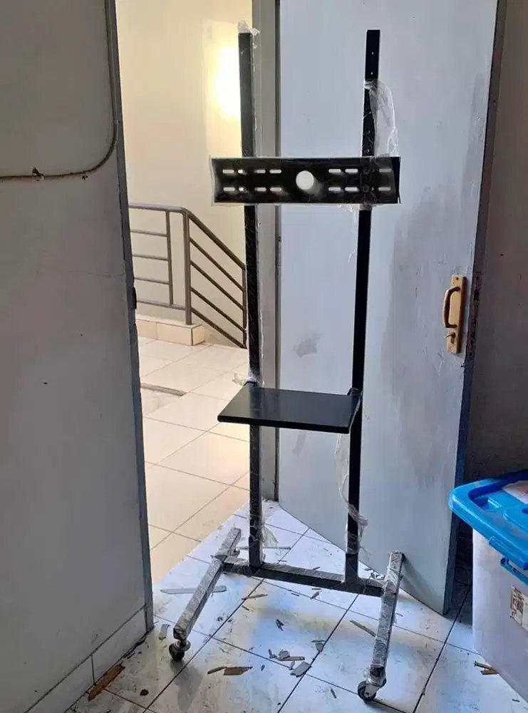 Standing Bracket TV LED TV