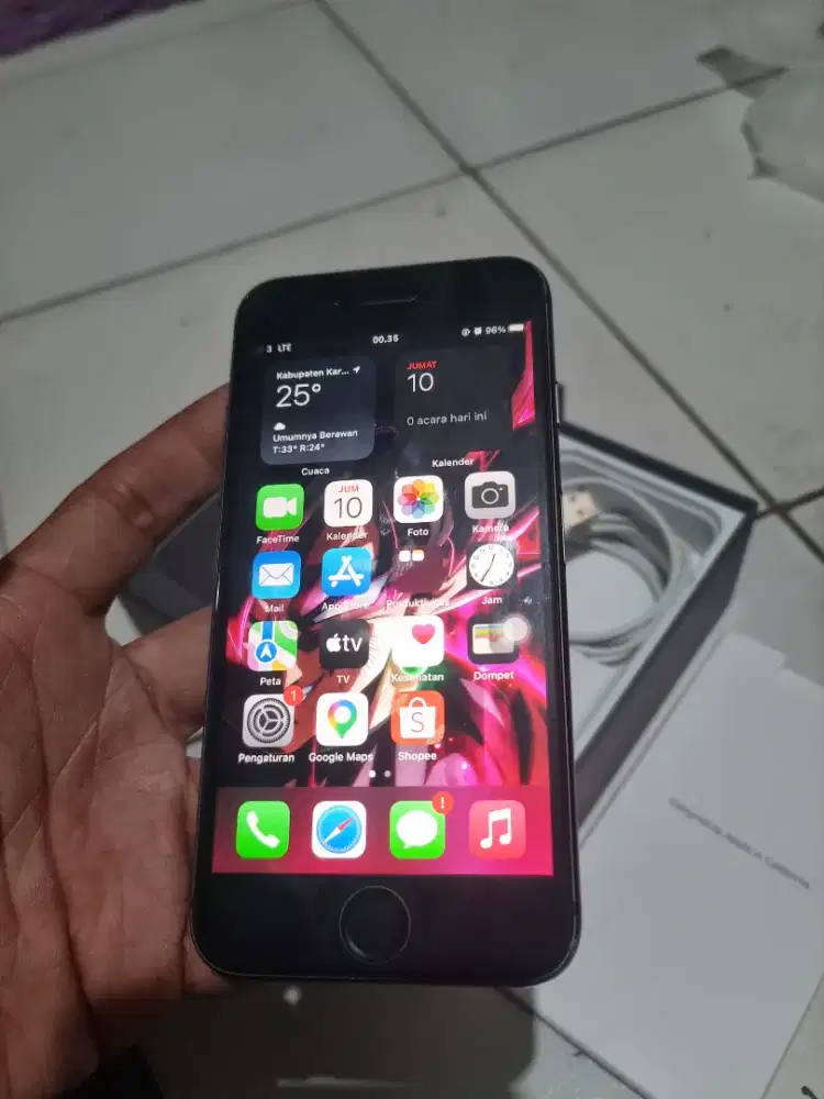 Iphone 8 64gb ex inter normal pemakaian