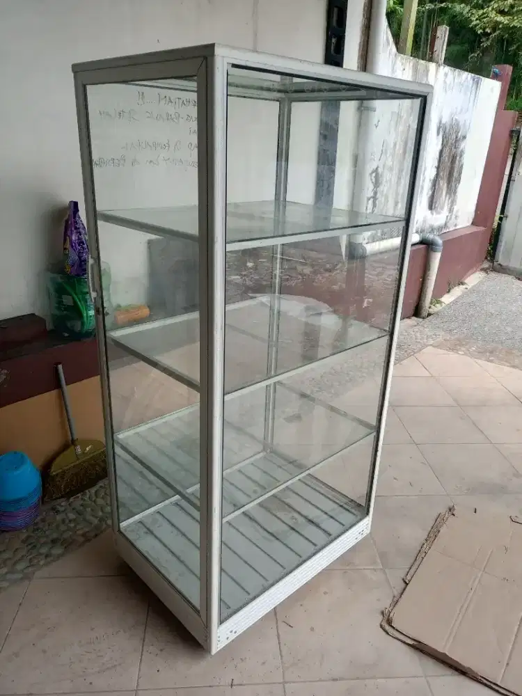 Etalase lemari 1 pintu serbaguna beroda warna putih full kaca