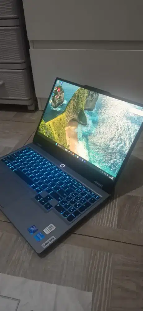 Lenovo LOQ 15lAX9 (Model 83GS/83LK) CORE I5 GEN12 - SSD 512GB -8GB