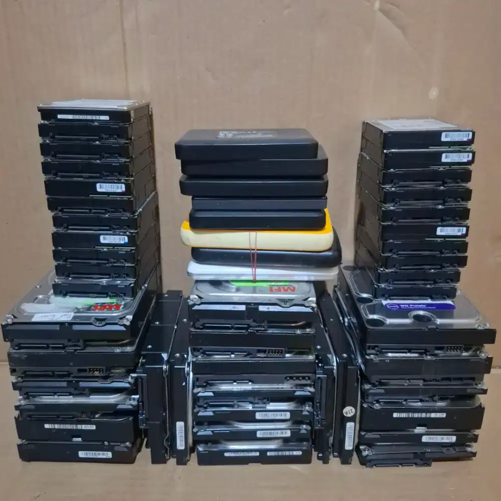 Tampung hardisk bekas kantor