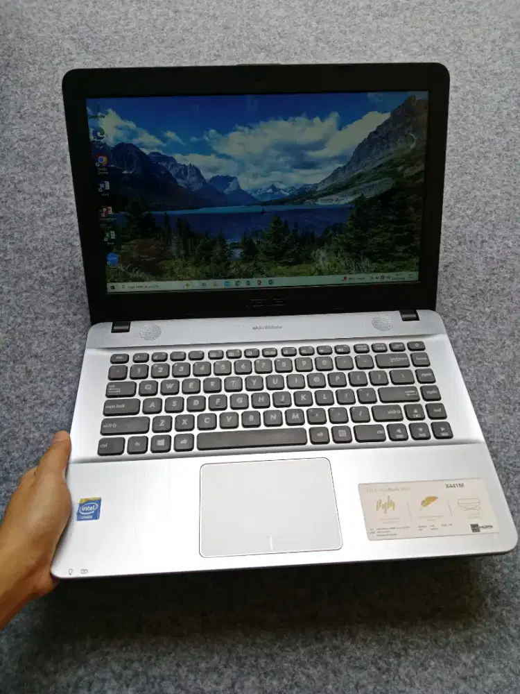 LAPTOP ASUS VIVOBOOK COCOK UNTUK PELAJAR/PEKERJA