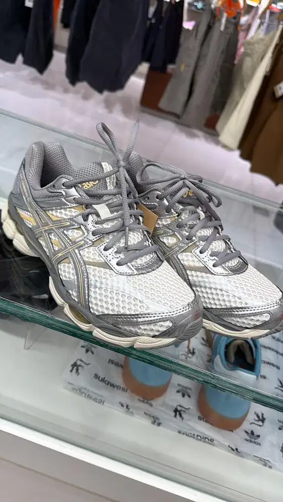 ASICS GEL CUMULUS 16