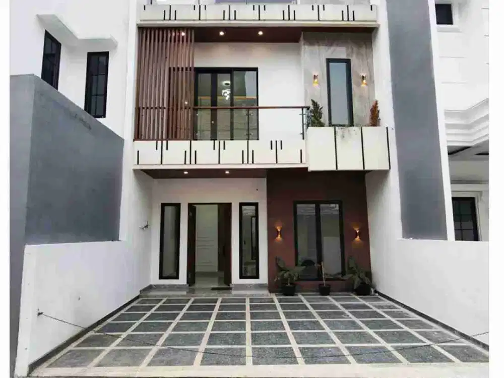 Rumah Baru Dalam cluster pinggir jalan raya dijagakarsa