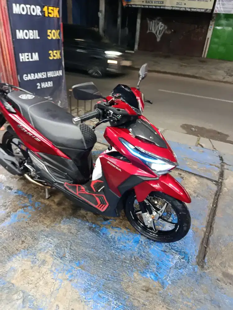 Vario 125 Merah Glosy tahun 2015