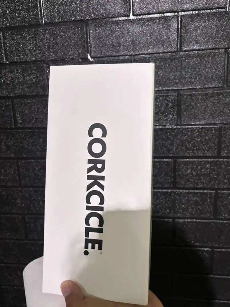Corkcicle Cruiser 22oz Original Botol Minum Putih Murah