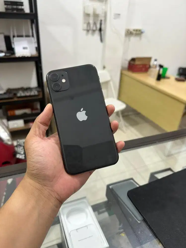IPHONE 11 INTER 64GB BISA SEMUA KARTU