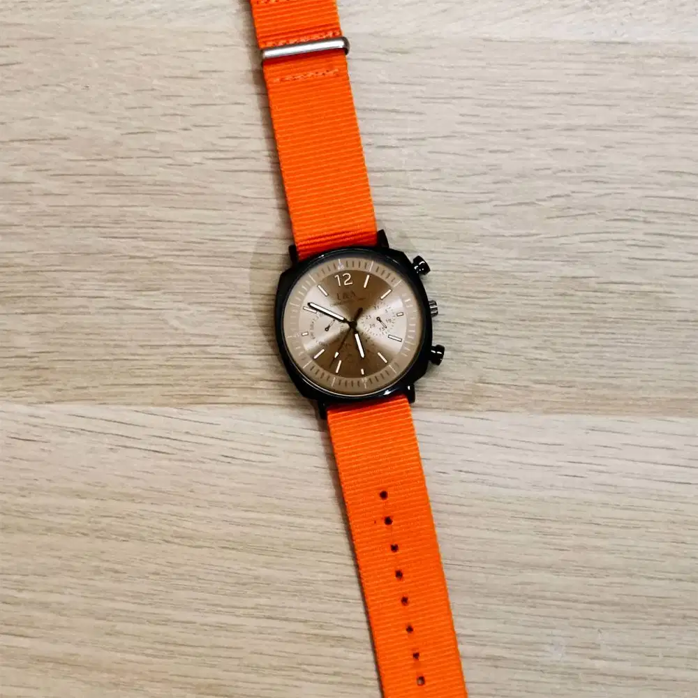 Jam Tangan Minimalis L&A Owner of Time Sunburst Brown Dial Orange Nato