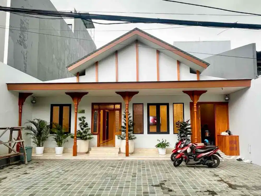 Sewa/Jual Rumah BARU LT 210m2 Cocok Office di Kebayoran Baru, Jakse