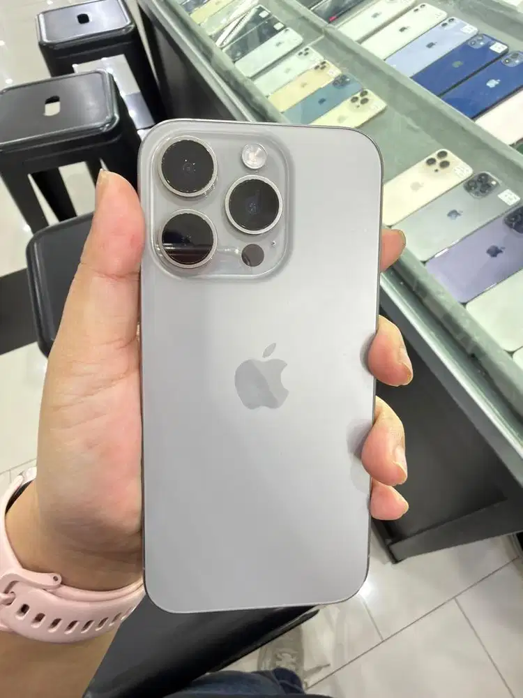 Iphone 15 pro 128 ibox