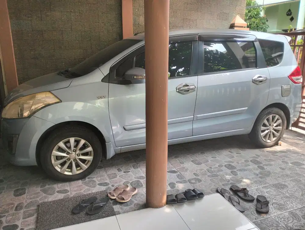 Suzuki Ertiga 2012 Bensin