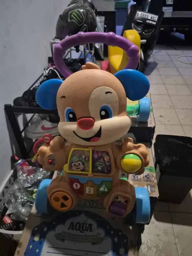Mainan latihan jalan anak (fisher price murah)