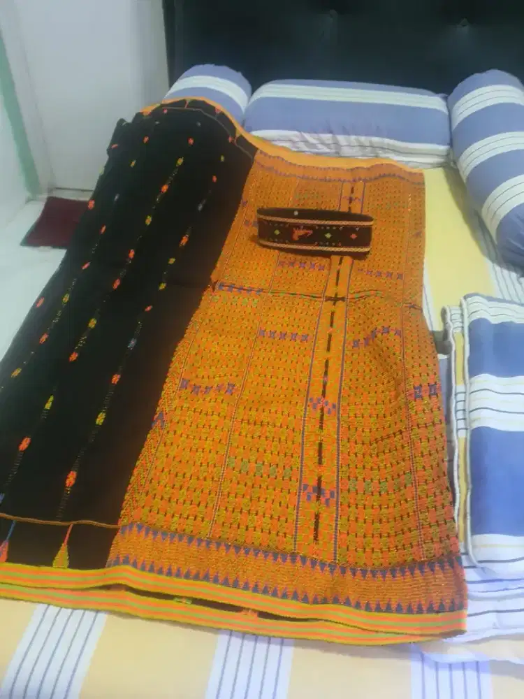 Sarung songket manggarai Asli
