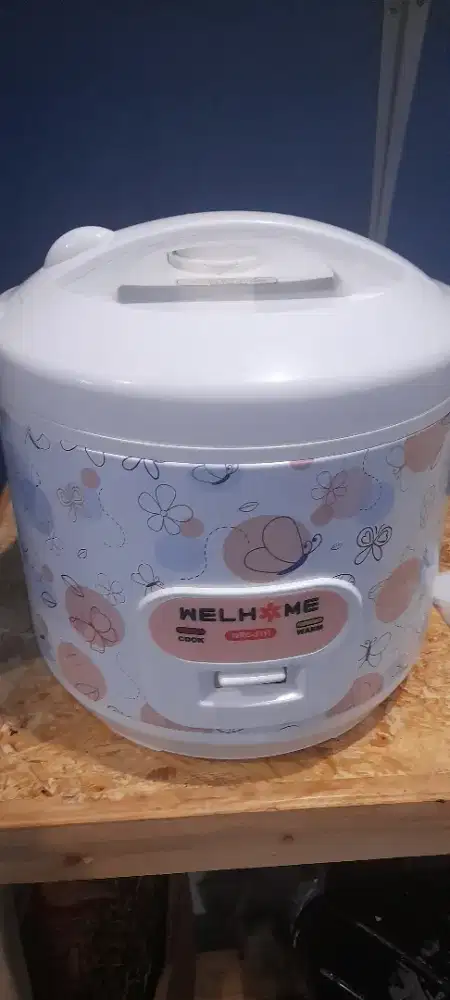 Dijual cepat rice cooker murah di jakarta timur