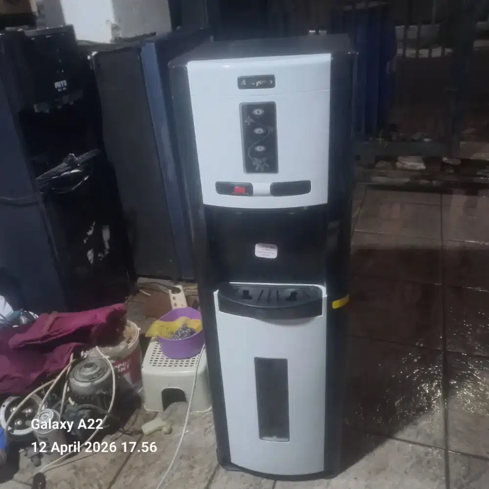 Jual dispenser Miyako galon bawah