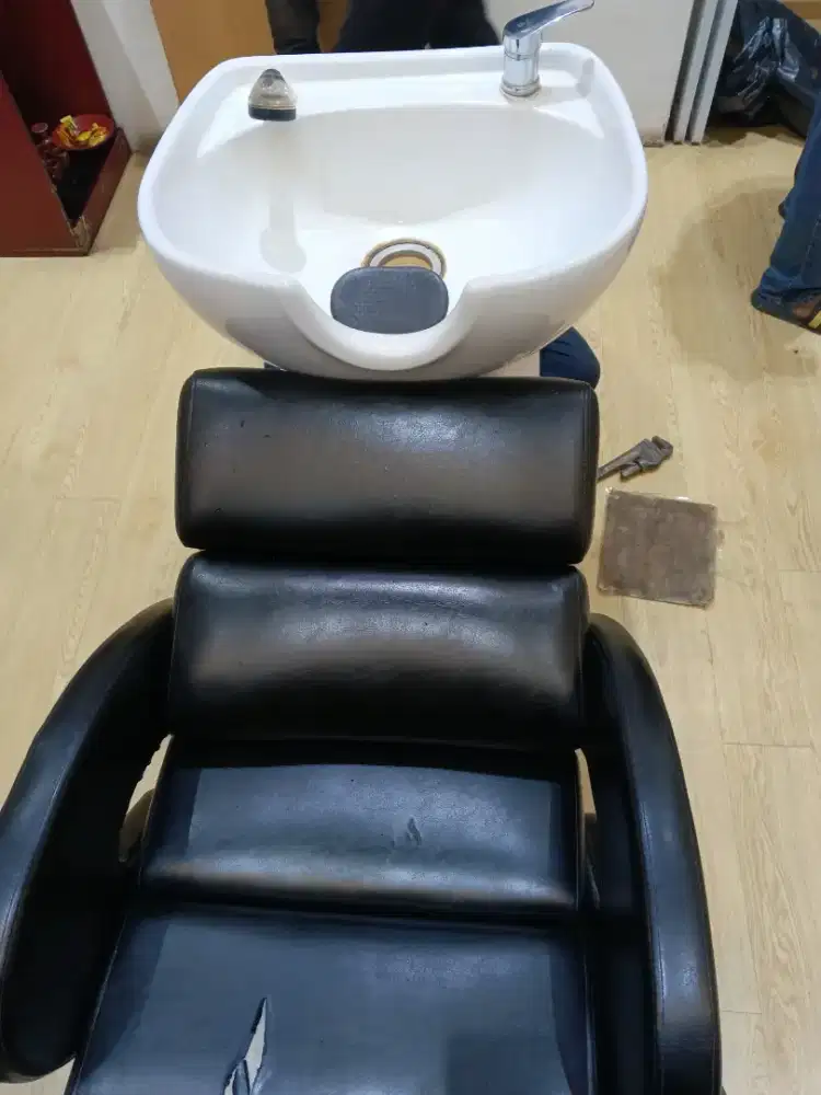Backwash cuci salon