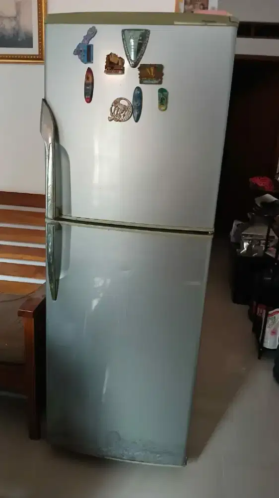 Kulkas panasonic bekas 2 ojntu