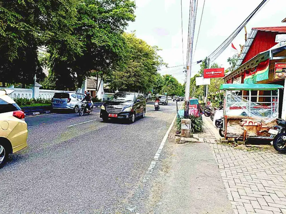 MURAH, Area Timoho, Cocok Utk Hotel & Kantor, Tepi Aspal Lebarnya 10-15 M