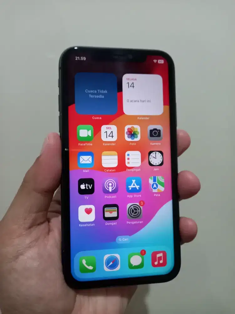 IPhone 11 Black 64Gb ex inter Fullset ada minus dibaca