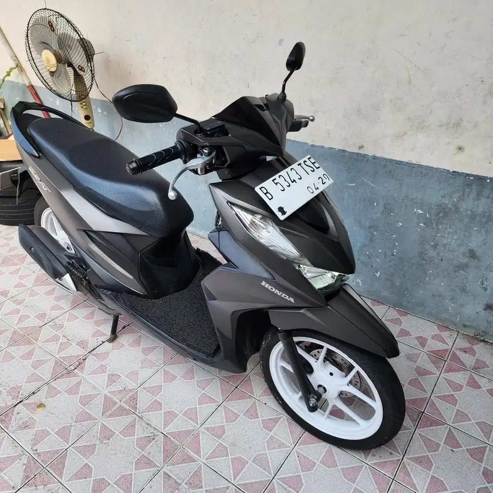 Honda Beat Deluxe 2024 mulus good condition