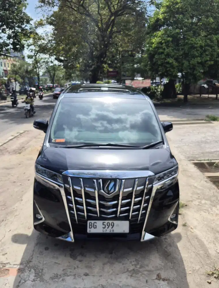 Alphard 2023 (KM 9 ribu ) Perfect Condition KM 9000