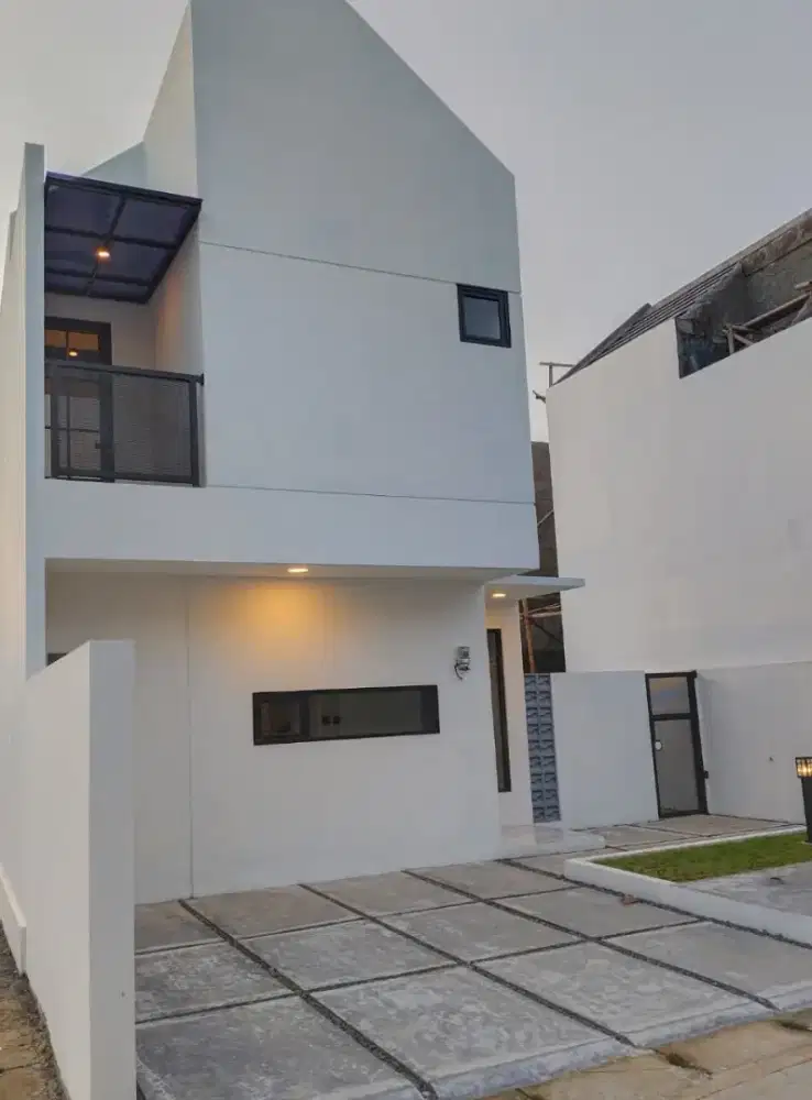 RUMAH 2 LANTAI, CALLISTA