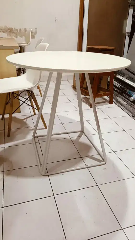 Dijual Meja Bulat Kantor diameter 80cm