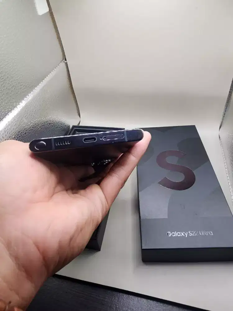 SAMSUNG S22 ULTRA 5G RAM 12/256GB ORIGINAL SEIN MULUS LIKE NEW
