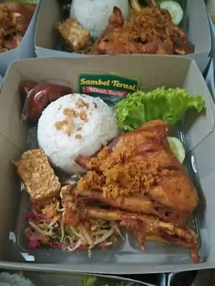 Cari kerjaan/kerja sama