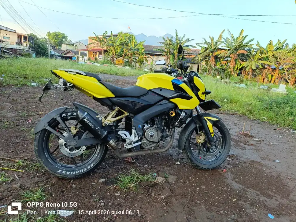 Bajaj Pulsar 200NS