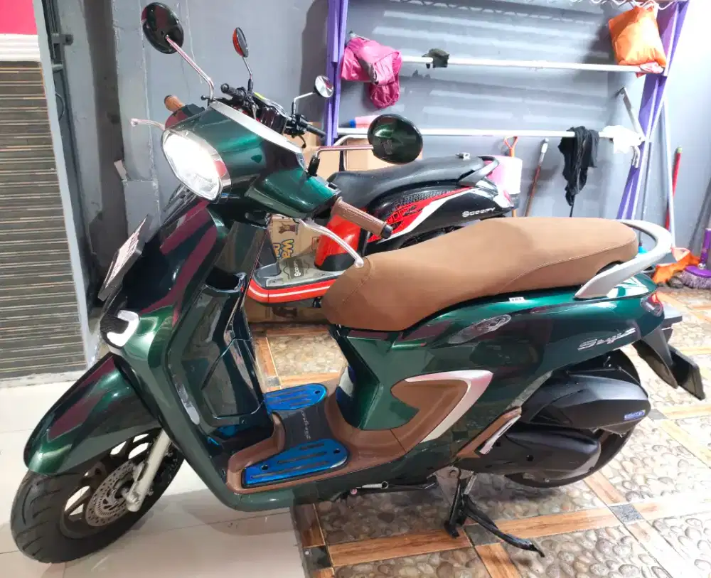 Honda Stylo 160cc ABS warna hijau menawan