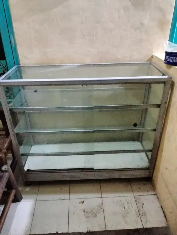 Etalase second bogor