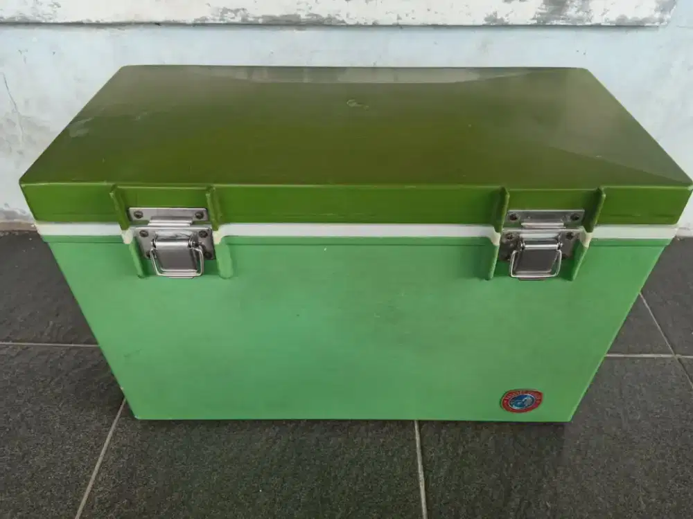 Cooler box yoshino kakozai | kotak pendingin