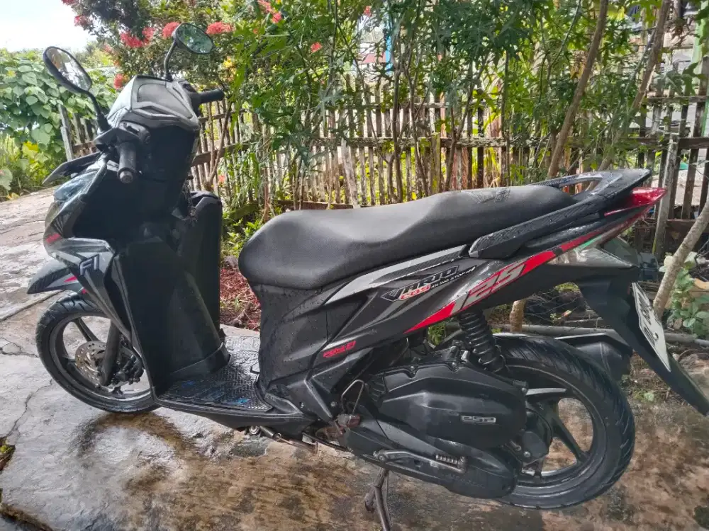 Vario 125 CBS idling stop