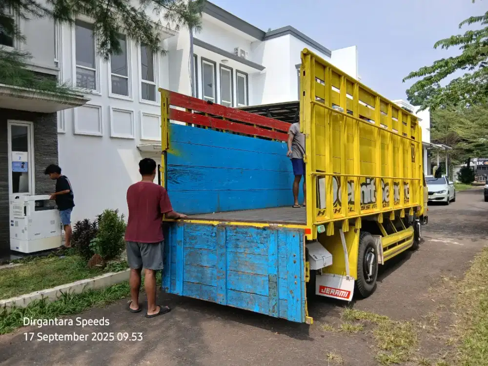 Sewa truk pindahan rumah kantor apartement kos2an gudang dll
