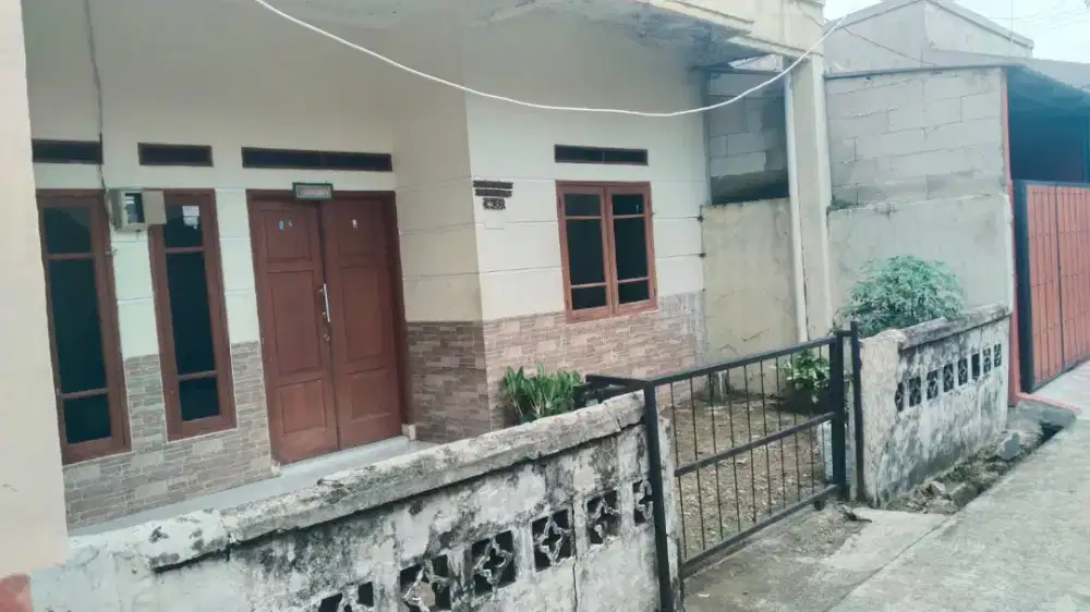 Rumah dijual cepat 130m2(420jt) Merdeka Sukmajaya Depok