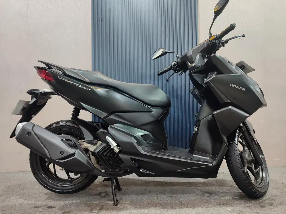 Vario 160 CBS 2023 istimewa mulus terawat siap pakai...