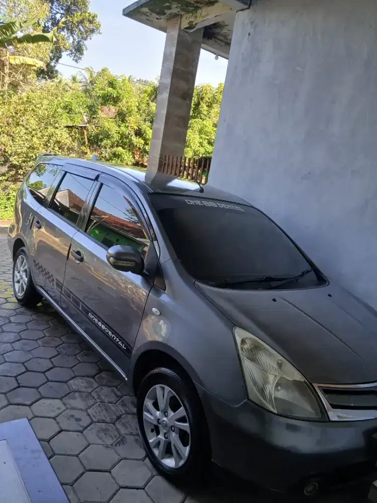 NISSAN GRAND LIVINA XV 2013