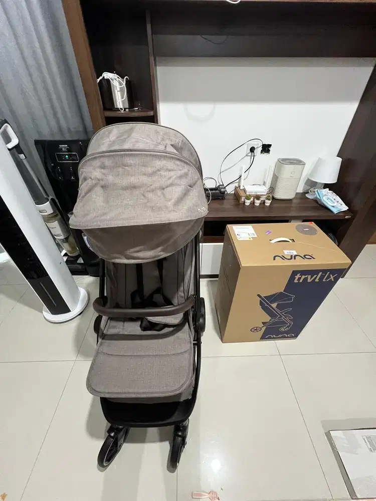 Dijual,  Nuna TRVL LX warna Cheddar– kondisi like new.