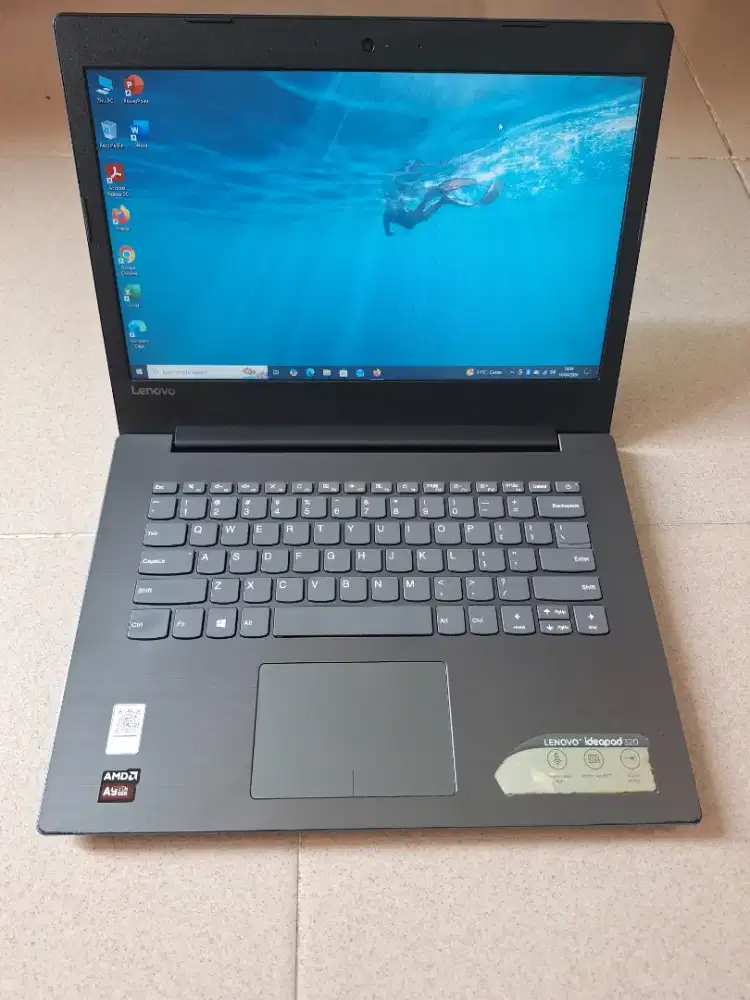 Bismillah di jual laptop lenovo slim A9 kondisi mulus siap pakai