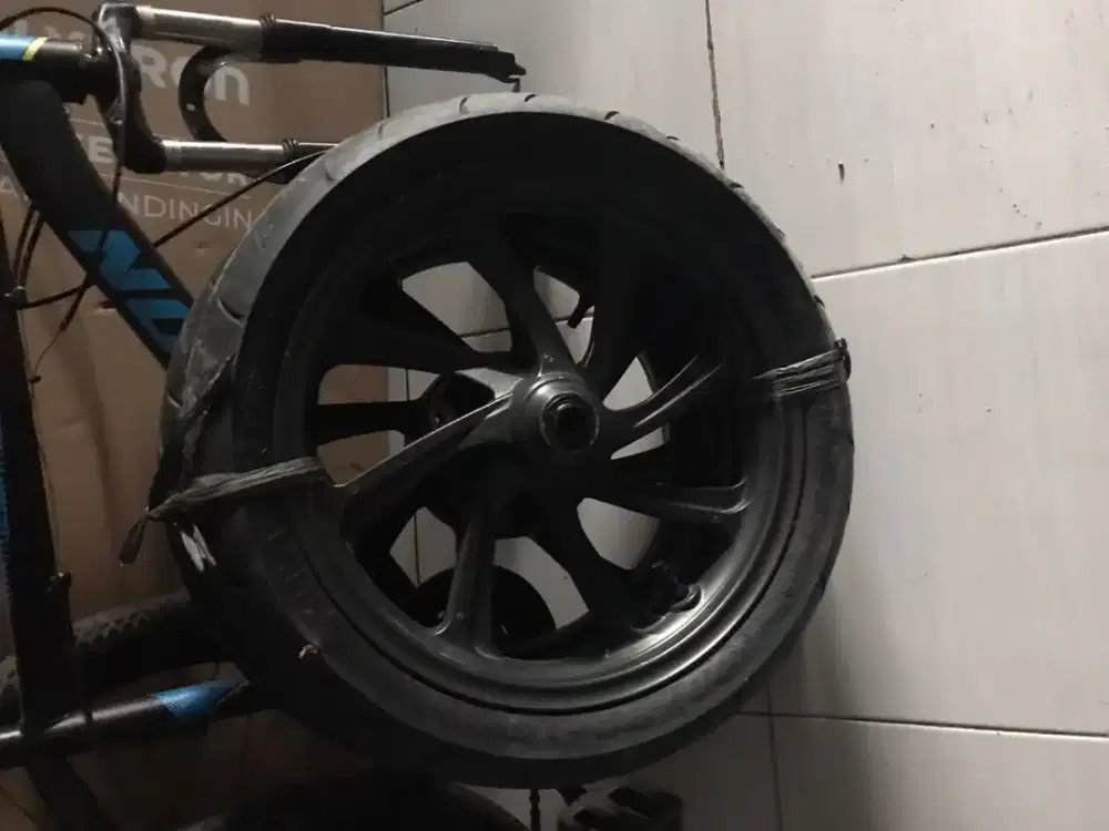 Velg pcx 150 kondisi normal.