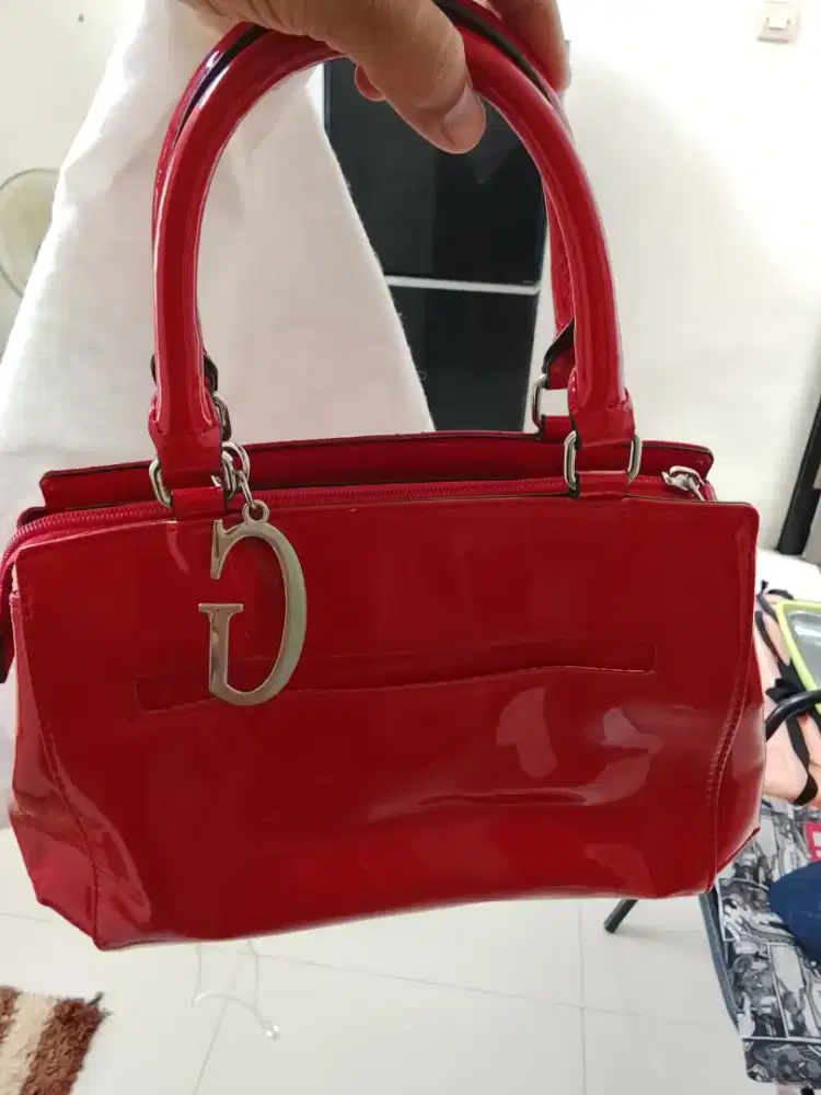 Jual tas guess second