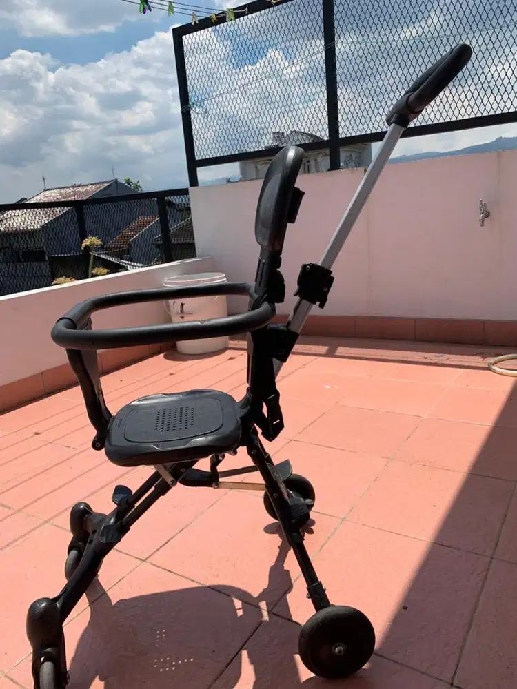 Roda dorongan bayi balita anak