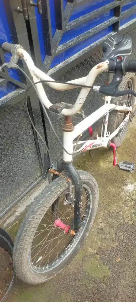 Sepeda BMX win cycle ukuran 20
