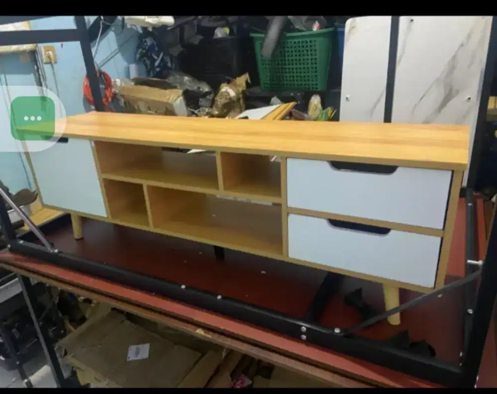 LELANG OBRAL MEJA TELEViSi MINIMALIS