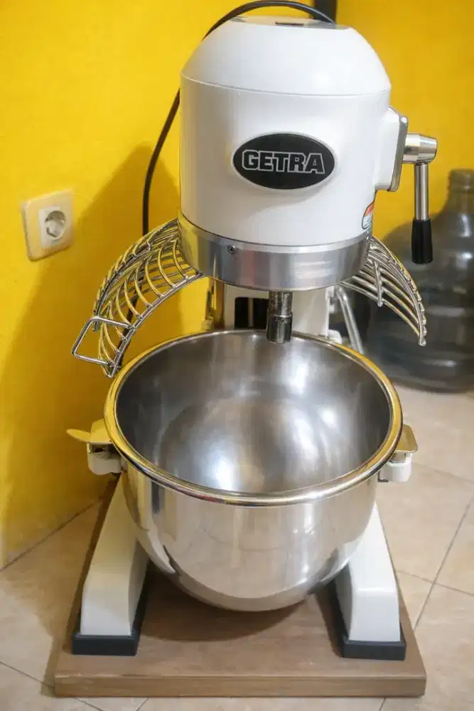 Dijual cepat - MIXER PLANETARY GETRA B15-HJ - Mulus jarang dipakai