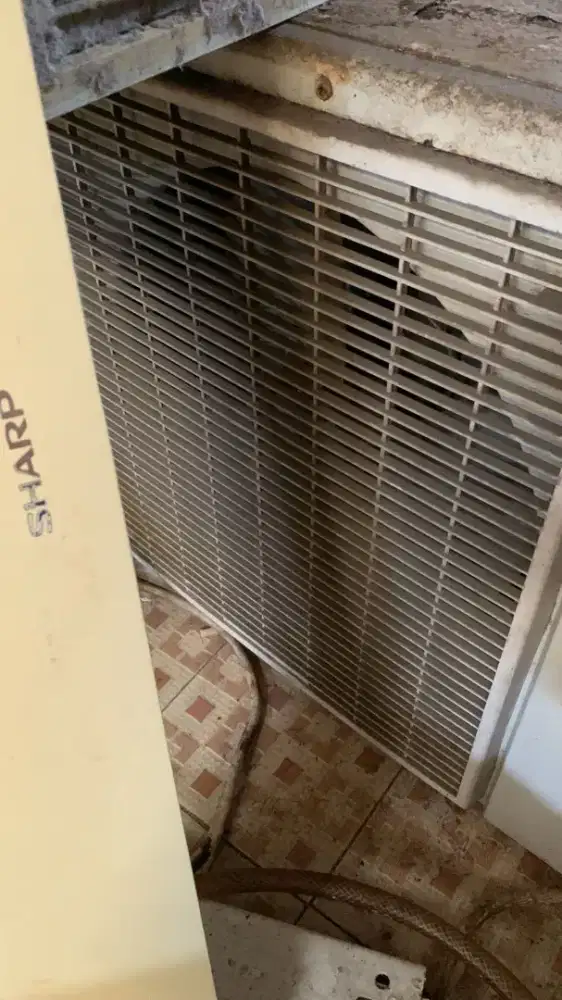 Tampung AC rusak Tama Palembang