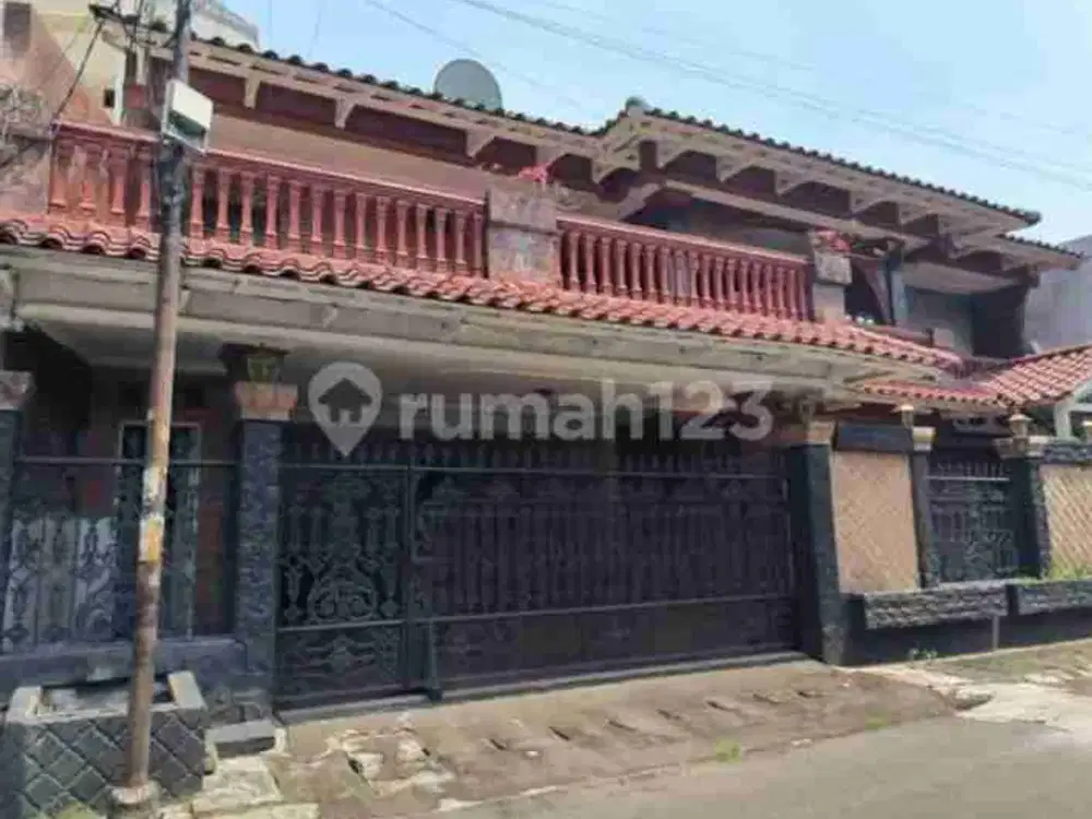 Disewakan Rumah Luas Tebet Timur