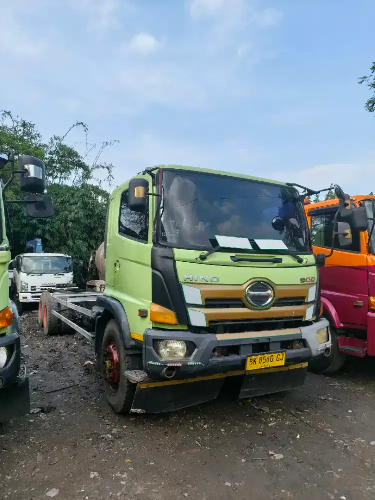 Hino FL 260 JW - Kepala Chasis Only - Th. 2019 - Siap Kerja 2 Unit