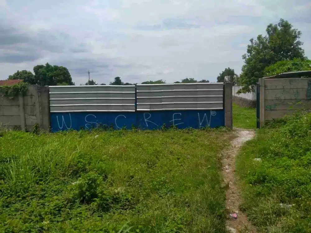 tanah siap bangun sudah pagar keliling belakang ada aliran sungai dekat bandara soeta